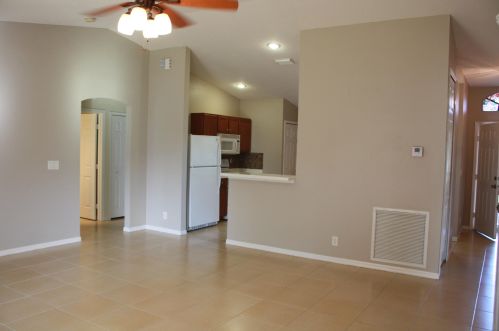 1146 Kalevala Dr, Fort Pierce FL 34953-6810 exterior