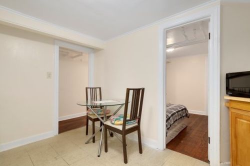 5428 Sawyer Ave, Chicago IL 60632-2624 exterior