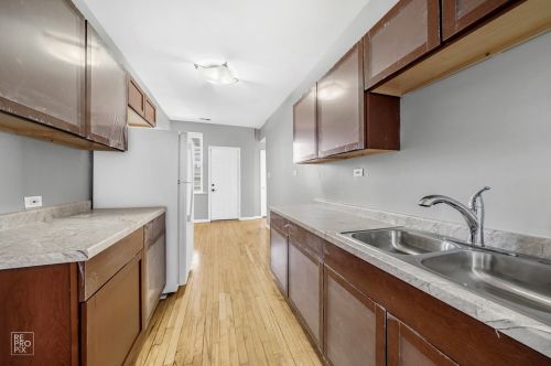 4039 Van Buren St, Chicago IL 60624-2747 exterior