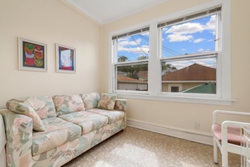 5428 Sawyer Ave, Chicago IL 60632-2624 exterior