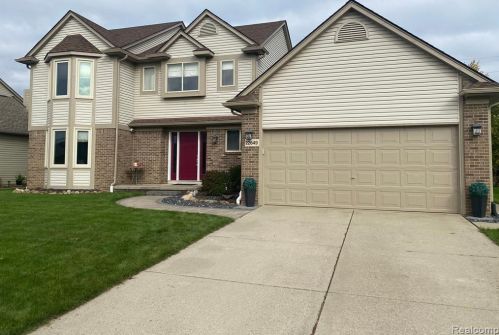 22649 Eddy Dr, Macomb Township, MI 48044-3727