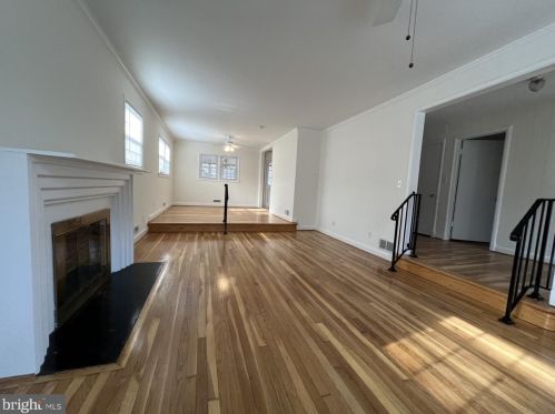 9704 Dameron Dr, Silver Spring MD  20910-1403 exterior