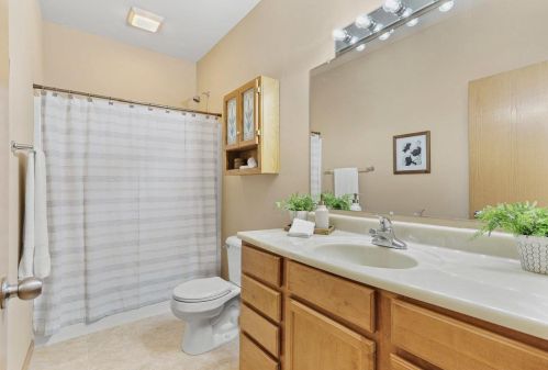 4025 Maple Grove Dr, Madison WI  53719-5906 exterior