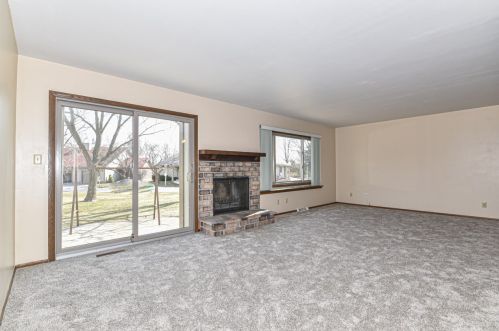 4917 Imperial Cir, Milwaukee WI 53220-4627 exterior