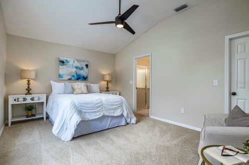 8820 Cypress Hammock Dr, Tampa FL 33614-1952 exterior