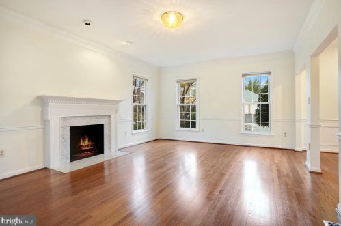 7627 Huntmaster Ln, Mc Lean VA  22102-2531 exterior