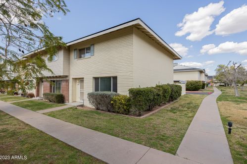 1355 44th St, Phoenix AZ  85008-5603 exterior