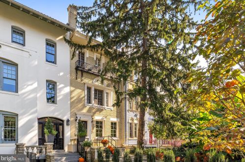 2339 Ashmead Pl, Washington, DC 20009-1427