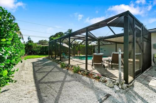 662 109 Ave, Naples FL 34108-1810 exterior