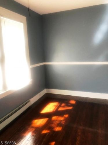 24 Chapman Pl, Irvington NJ  07111-1918 exterior