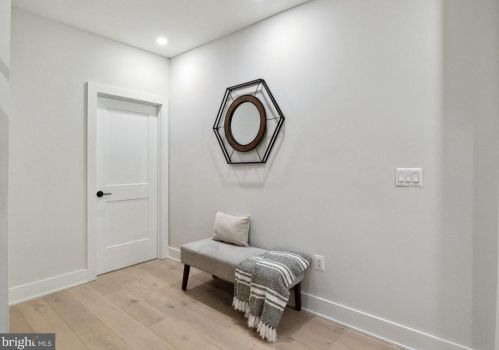 1416 A St, Washington DC  20003-1523 exterior