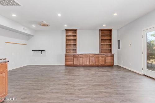 16402 40 Pl, Phoenix AZ 85050-8973 exterior