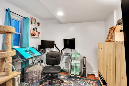 4710 Artesian Ave, Chicago IL 60659-5035 exterior