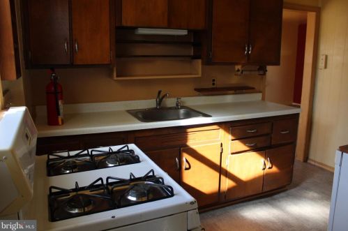 2816 Newton St, Silver Spring MD 20902-1232 exterior