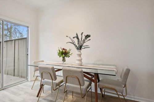 1085 Liberty Pkwy, Atlanta GA  30318-9394 exterior