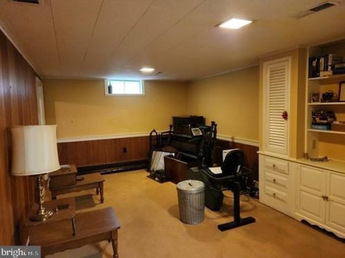 1410 Springside Dr, Lancaster PA 17603-6320 exterior