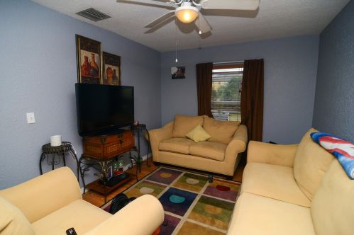 1948 Grand Dr, Fort Pierce FL 34952-7795 exterior