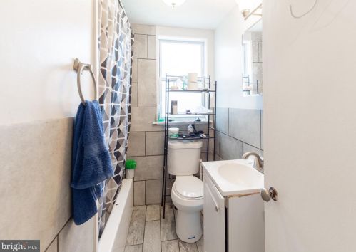 7934 Gilbert St, Philadelphia PA 19150-2506 exterior