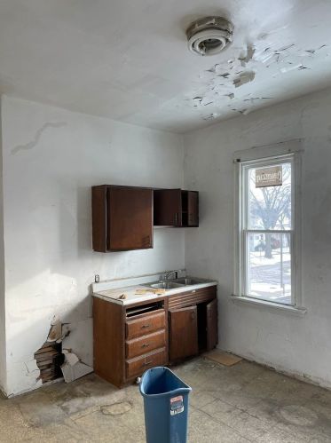 640 11 Ave, Broadview IL 60153-3111 exterior