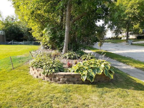 2269 Mangold Ave, Milwaukee WI 53221-4949 exterior