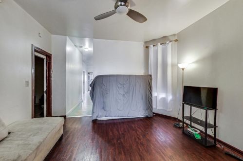 1817 Lawndale Ave, Chicago IL  60647-8350 exterior