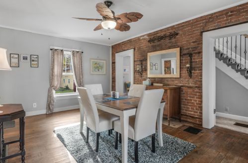 514 Kalamazoo St, Paw Paw MI 49079-1130 exterior