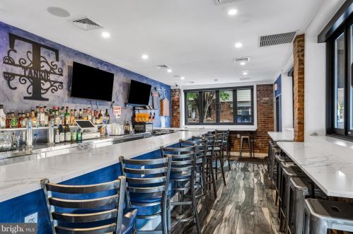 2652 Alder St, Philadelphia PA 19148-4908 exterior