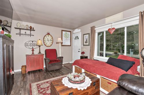 8609 Acorn Path, Bull Valley IL 60097-8872 exterior