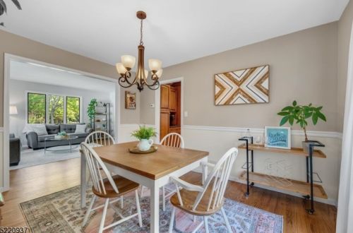 11 Deborah Dr, Morristown NJ 07960-3640 exterior