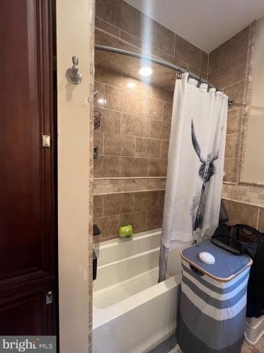 2431 56 St, Philadelphia PA 19143-5344 exterior