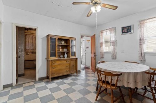 107 Penn St, Providence RI 02909-1326 exterior