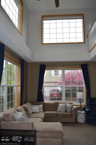 1888 Bluestem Ln, Saint Paul MN 55126-5018 exterior