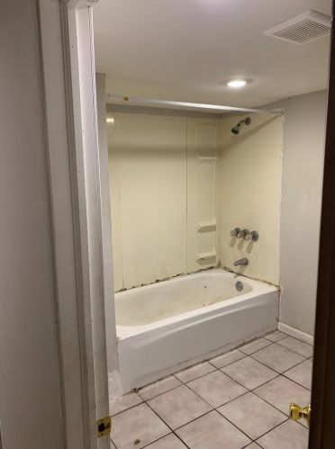 6423 Kostner Ave, Chicago IL 60652-3102 exterior