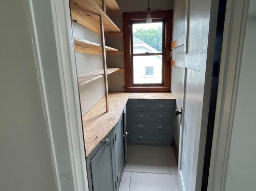 4866 37th St, Milwaukee WI  53221-2570 exterior