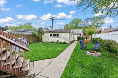 10046 Homan Ave, Chicago, IL 60805-3409