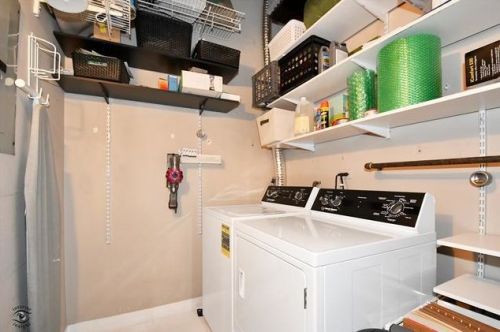 375 Erie St, Chicago IL 60654-5710 exterior