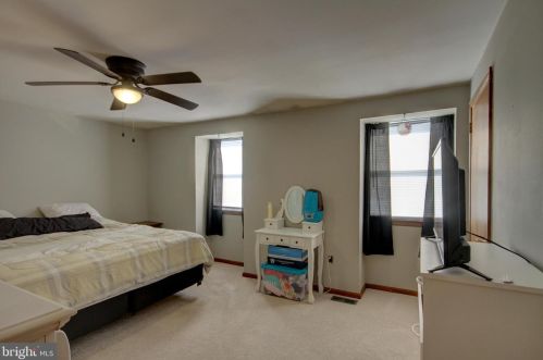 97 Orch Ct, Limerick PA 19468-2902 exterior