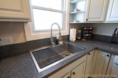 1745 Coit Ave, Grand Rapids MI  49505-4759 exterior