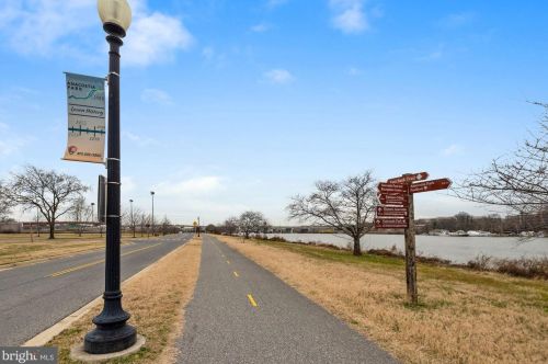 1818 Minnesota Ave, Washington DC 20020-5420 exterior