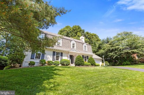 7644 Huntmaster Ln, Mc Lean VA  22102-2527 exterior