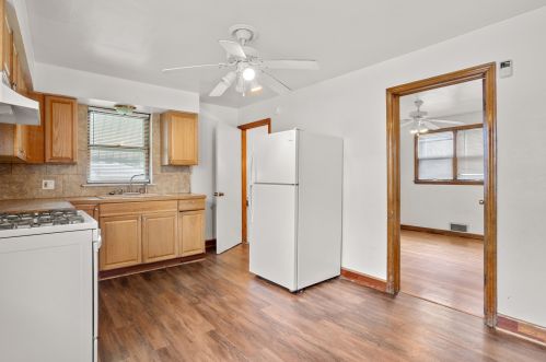 4542 Lamon Ave, Chicago IL 60639-3235 exterior