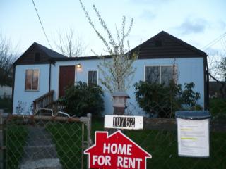 10762 17th Ave, Seattle WA  98125-6506 exterior