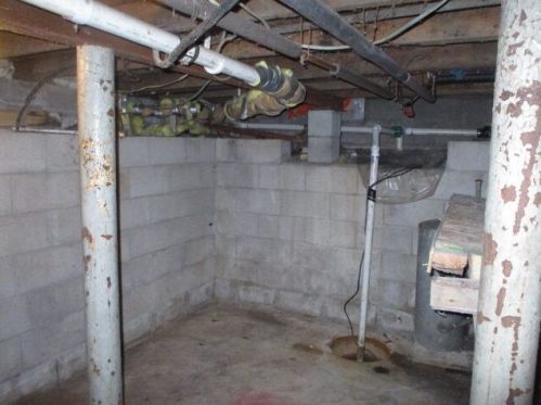 31 Walter St, Grand Rapids MI 49548-3242 exterior