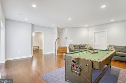 42104 Glynn Tarra Pl, Leesburg VA  20176-5478 exterior