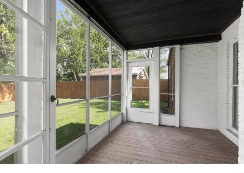 712 Francis Pl, Saint Louis MO 63105-2411 exterior