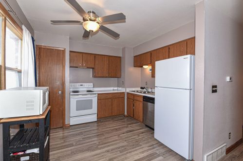 4947 Colonial Ct, Milwaukee WI exterior