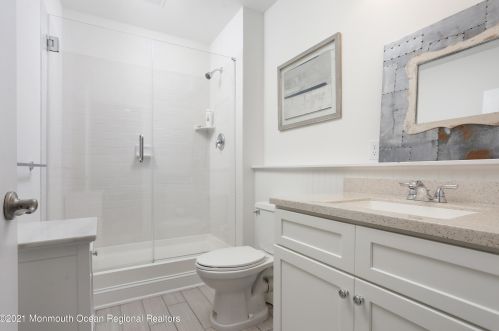 82 Cedar Ave, Red Bank NJ 07711 exterior