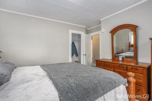 1359 Valley Ave, Grand Rapids MI 49504-2949 exterior