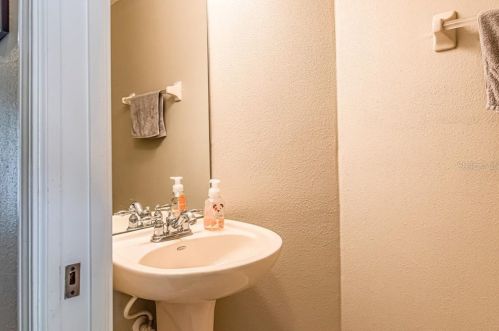 11330 Callaway Pond Dr, Riverview FL 33579-2347 exterior