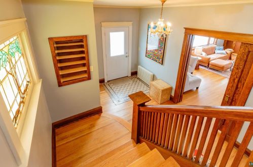 2703 Superior St, Duluth MN 55812-2344 exterior